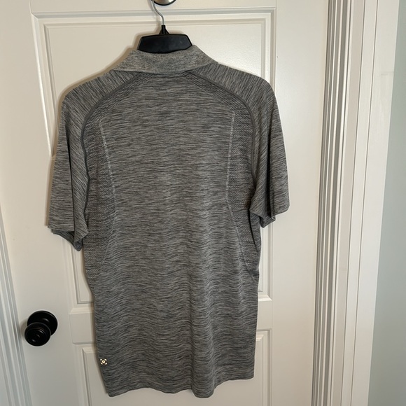 Lululemon Polo size Medium - Picture 4 of 4